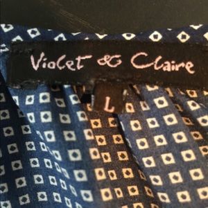 Navy blue blouse with delicate pattern